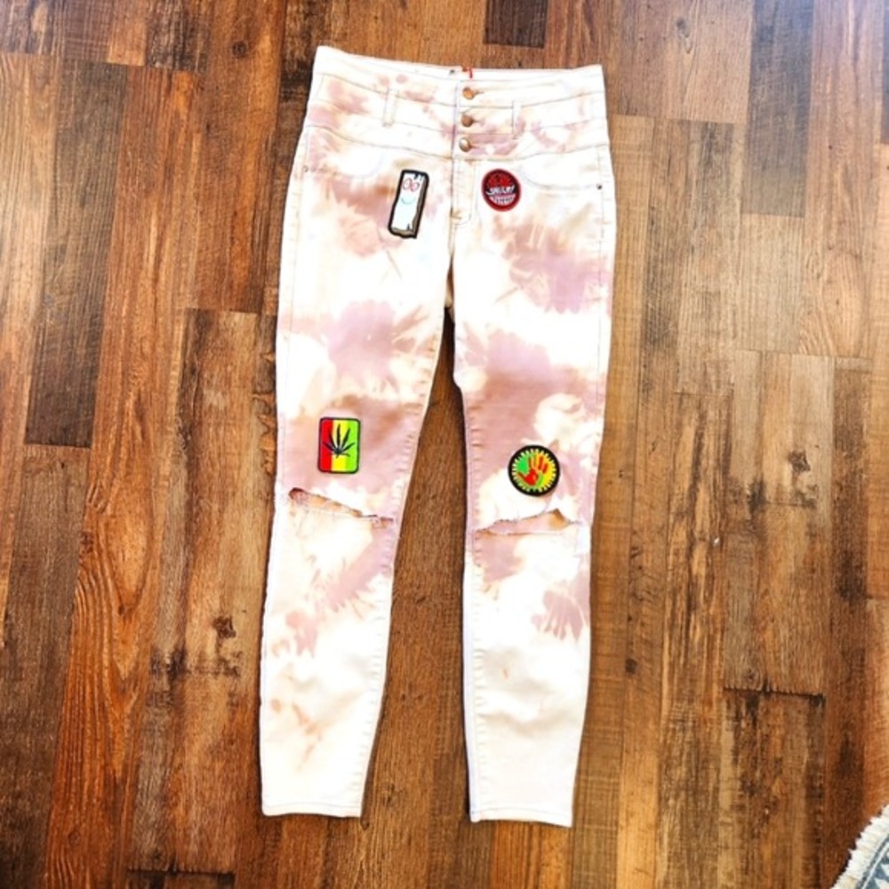 Hand Bleached‎ High-Rise Patched Skinny Jeans